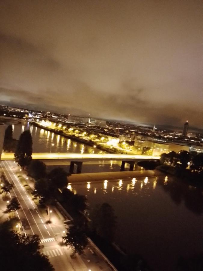 Appartement Standing Vue Panoramique Sur Nantes Zewnętrze zdjęcie